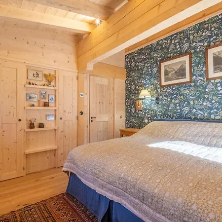 Chalet Superb Chalet With Balcony And Large Garden *