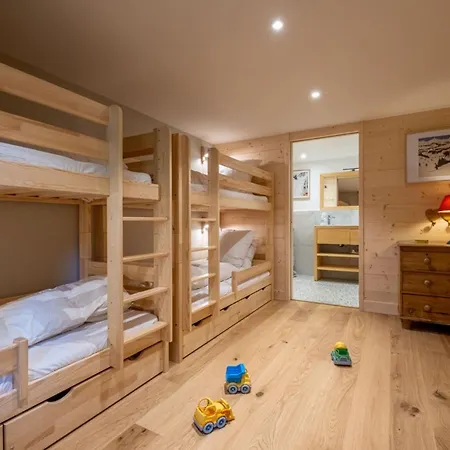 Superb Chalet With Balcony And Large Garden Chalet
