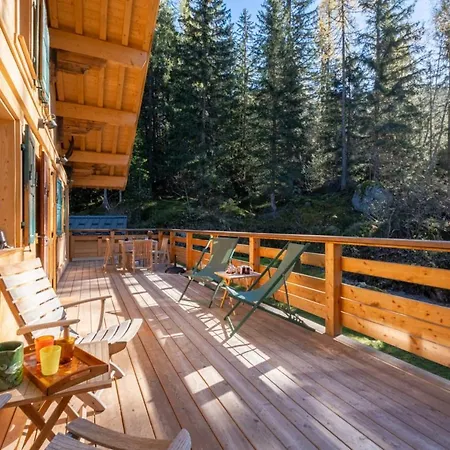 Superb Chalet With Balcony And Large Garden Chamonix